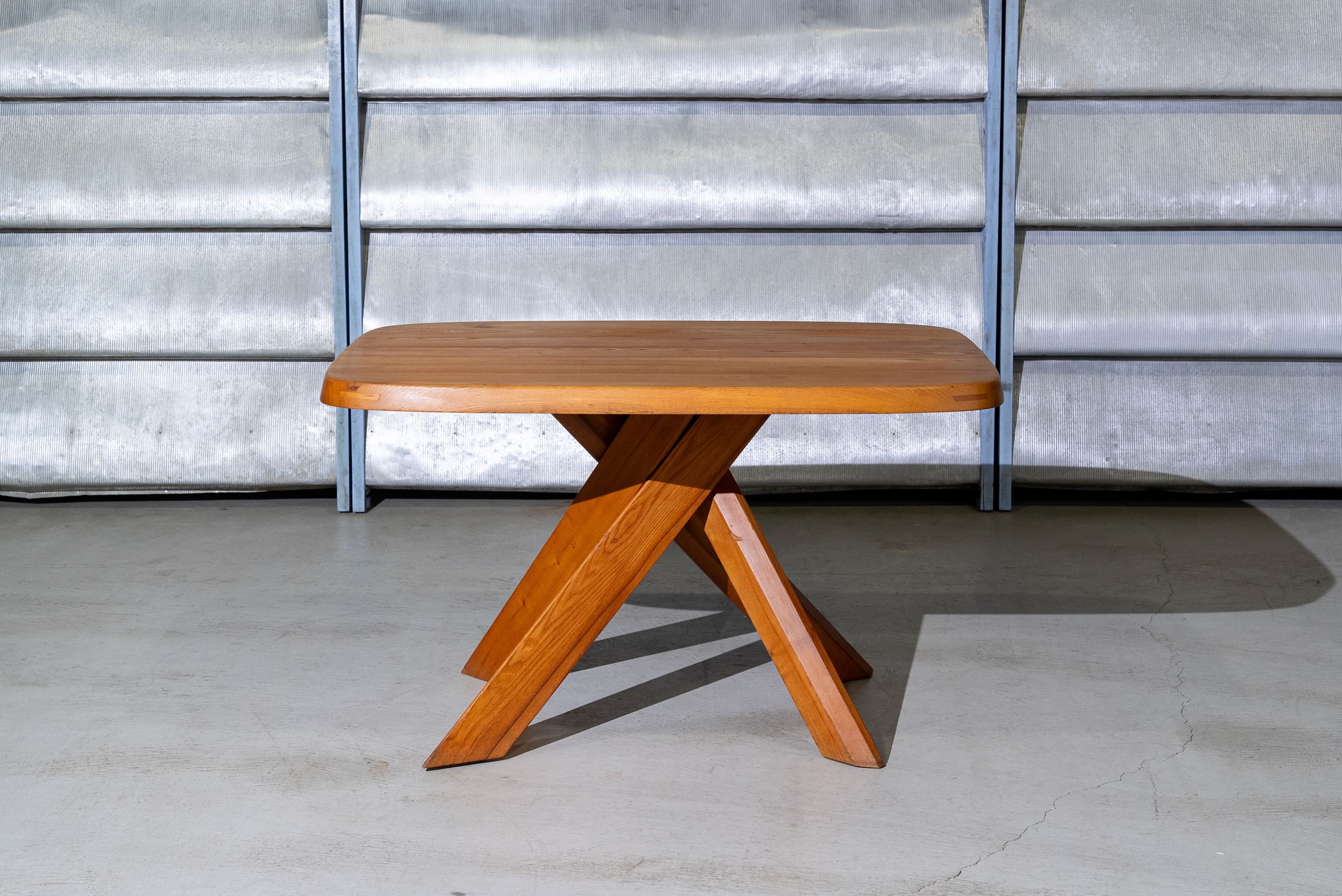 T35A Dining Table
