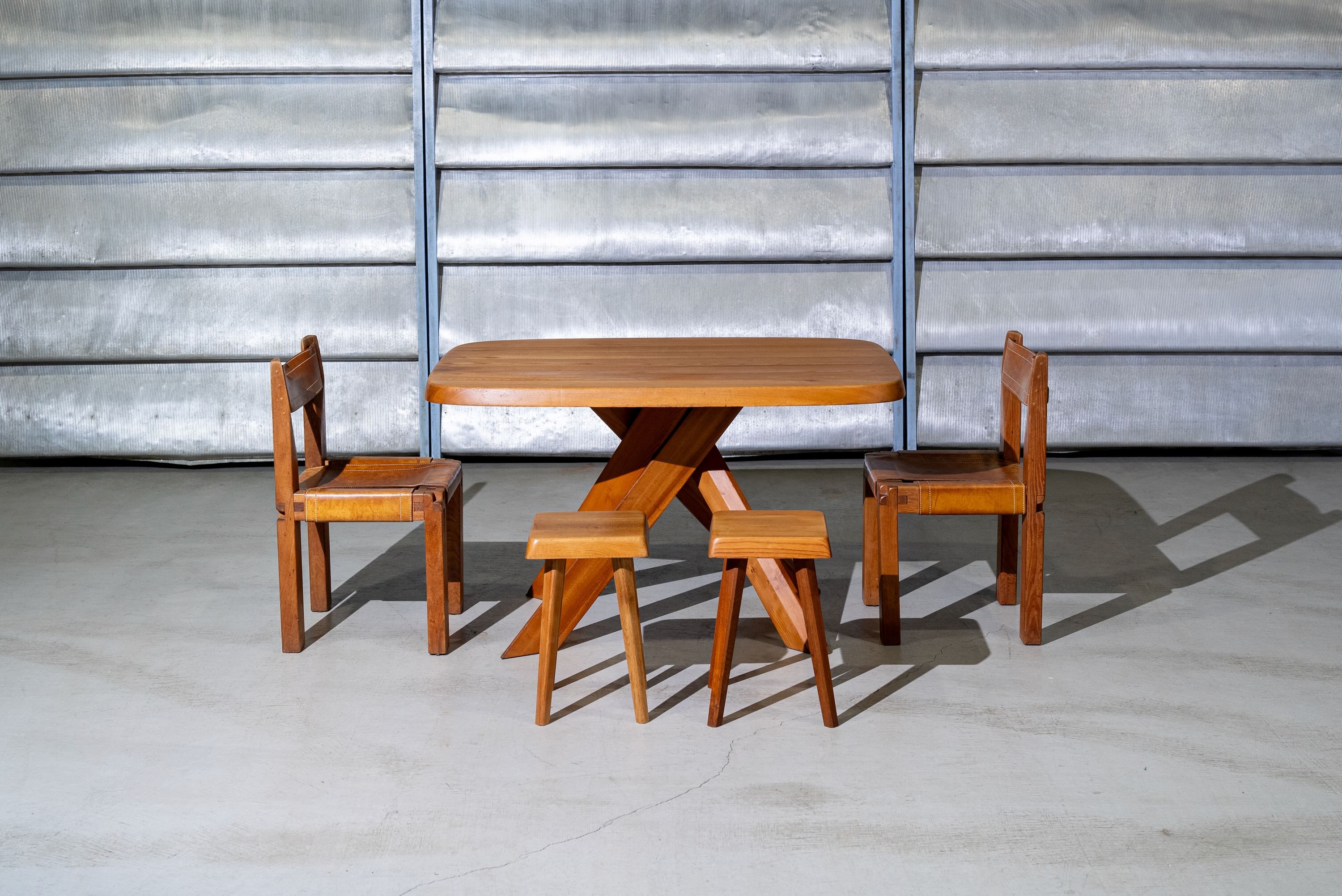 T35A Dining Table