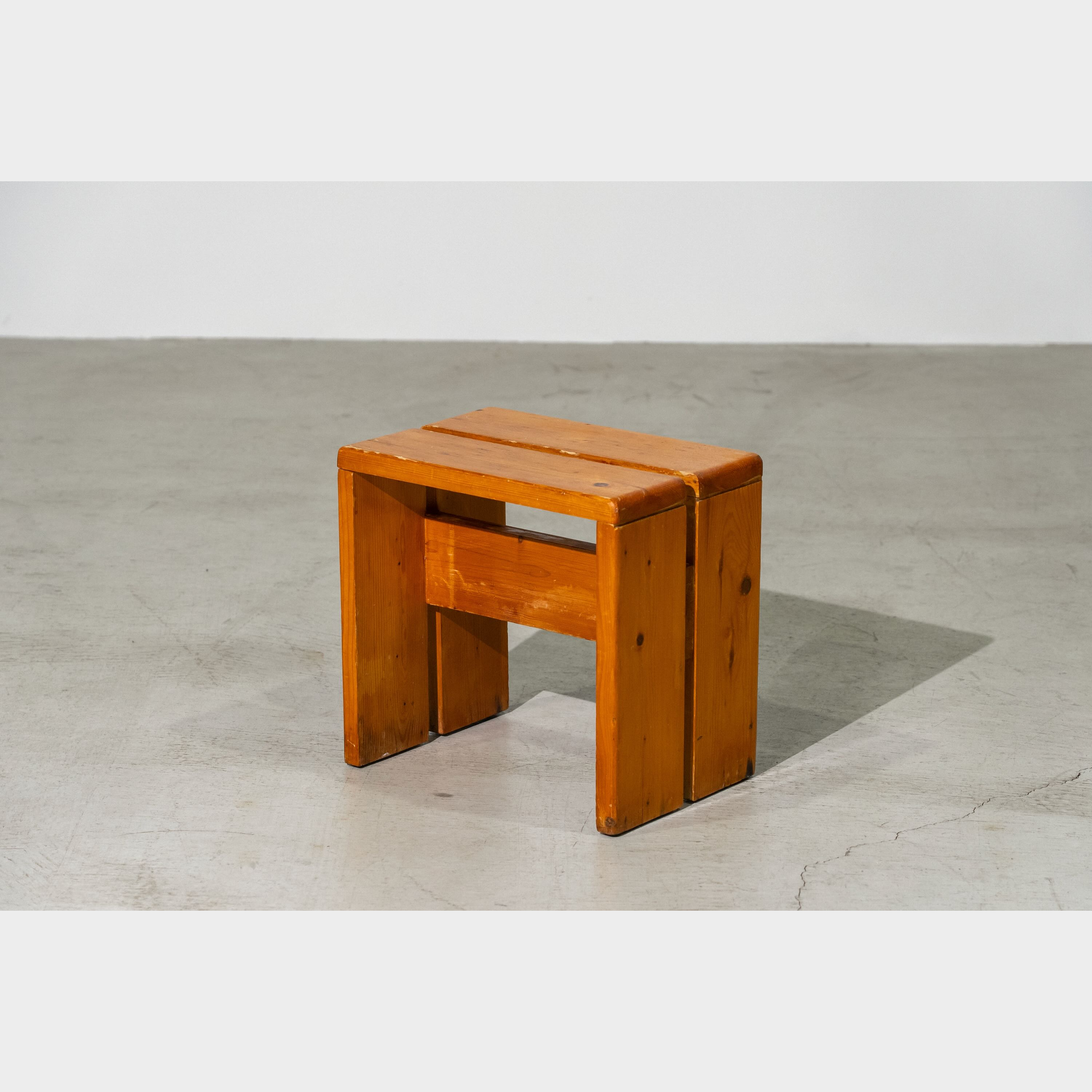 Box Stool For Les Arcs 1800-2