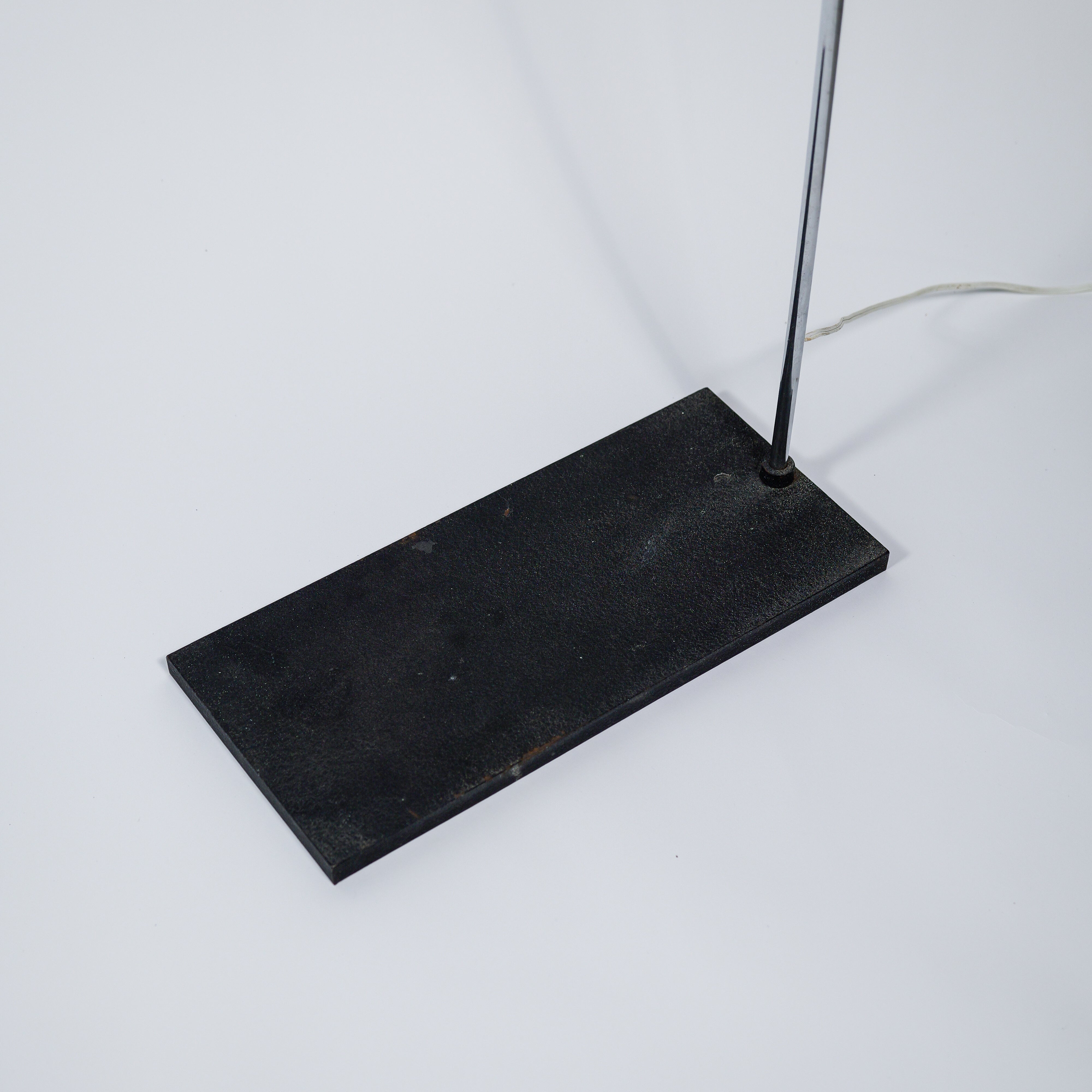 Vintage Floor Ramp | Anonymous