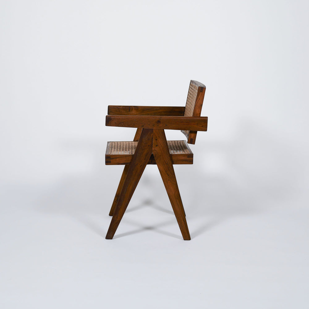 Floating Back Chair